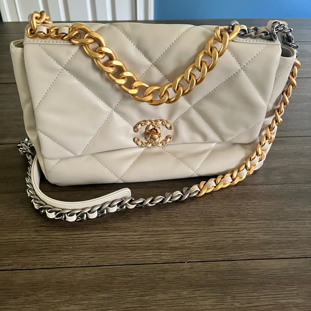 DH Gate Cream Shoulder Bag